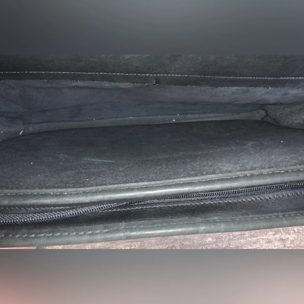 EUC, LUXURY QUALITY LEATHER ATTACHÉ. Jack Georges USA